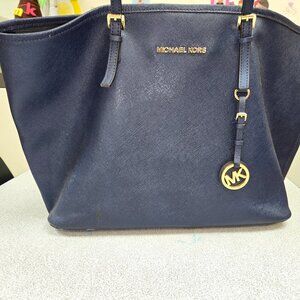 Michael Kors Jet set leather tote handbag